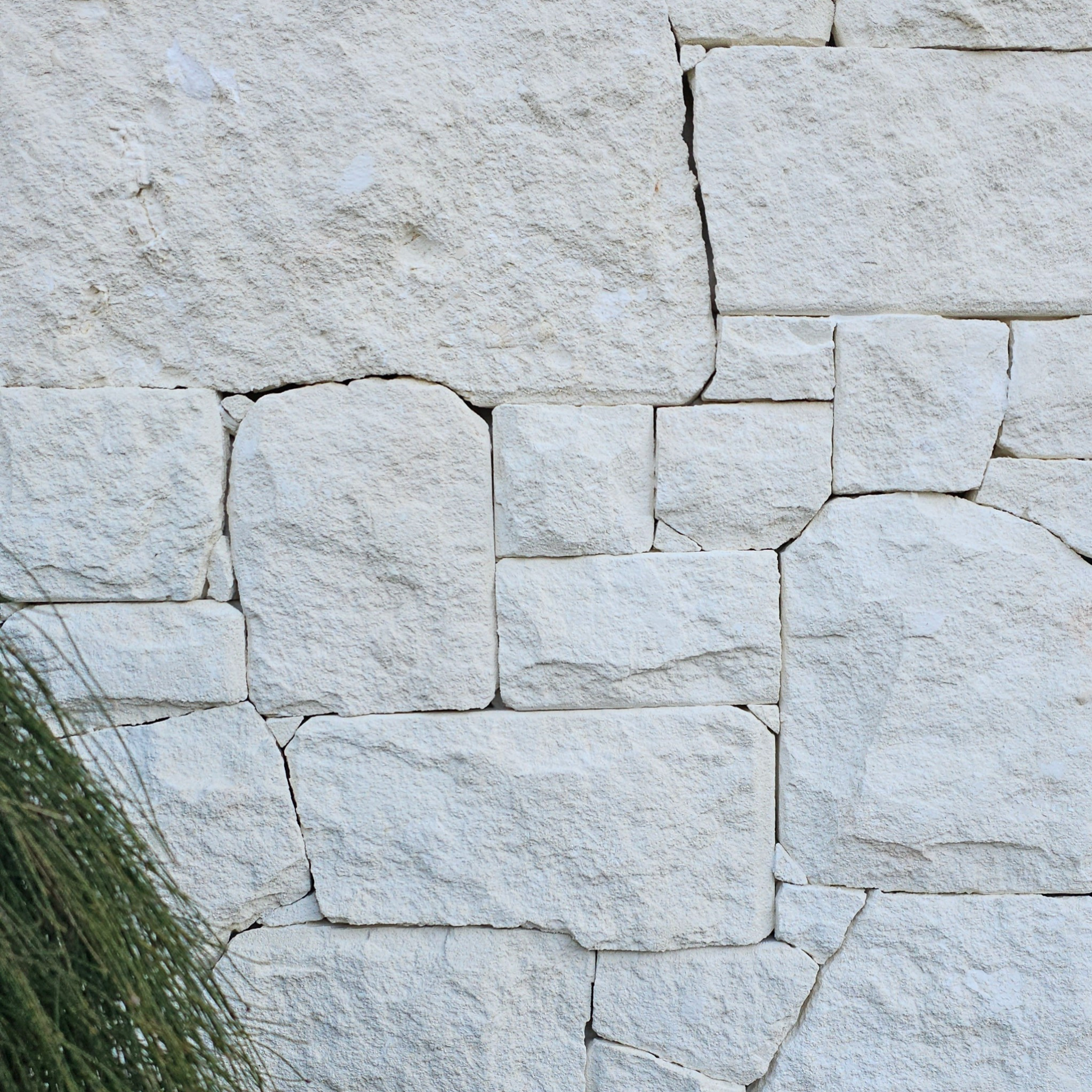 Shell Tuscan Stone Cladding