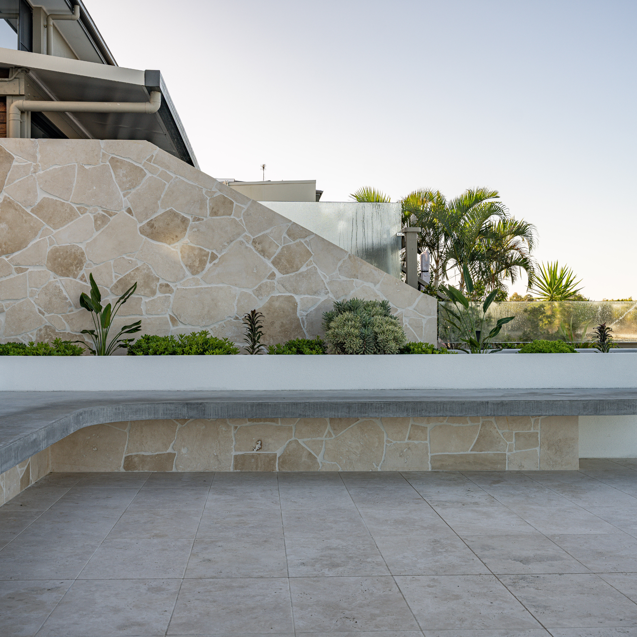 Canvas Cross Cut Travertine Crazypave