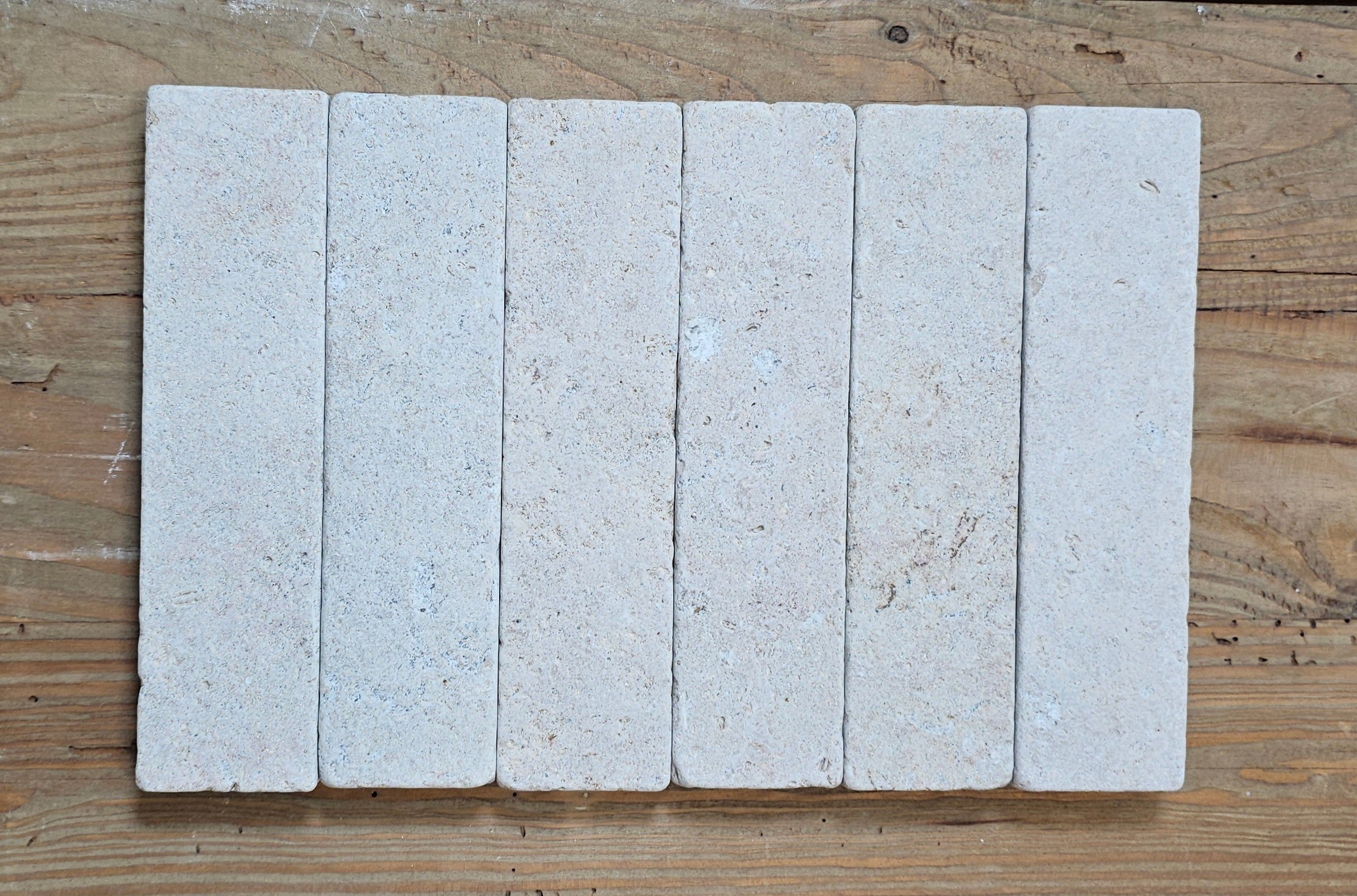 Burbury Light Limestone Battens