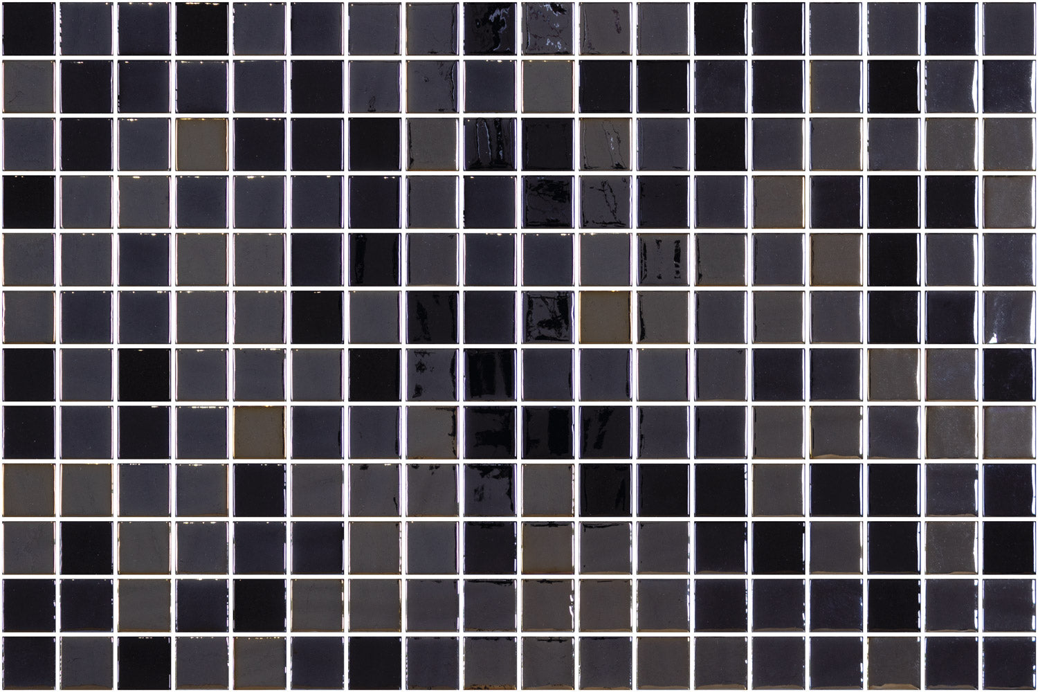 Eclipse iridescent glass mosaic - 25mm gloss black | The Stonemen