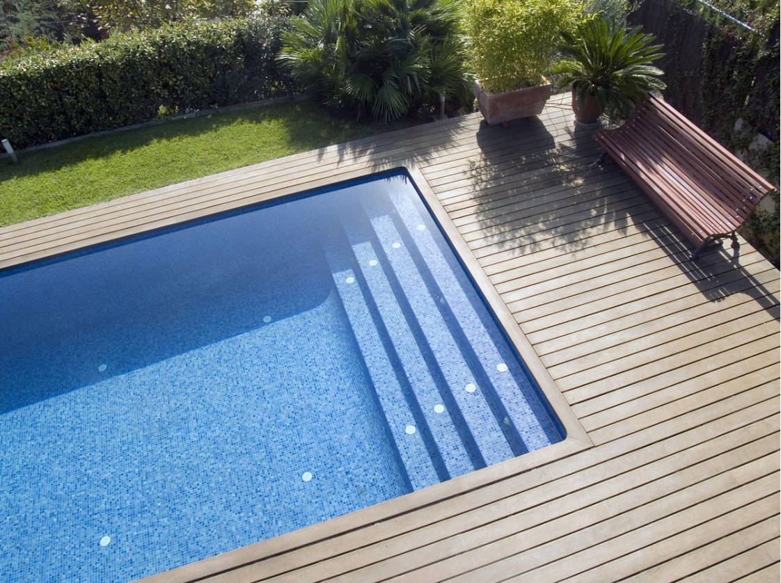 Skye glass mosaic close up - 25mm gloss | The Stonemen