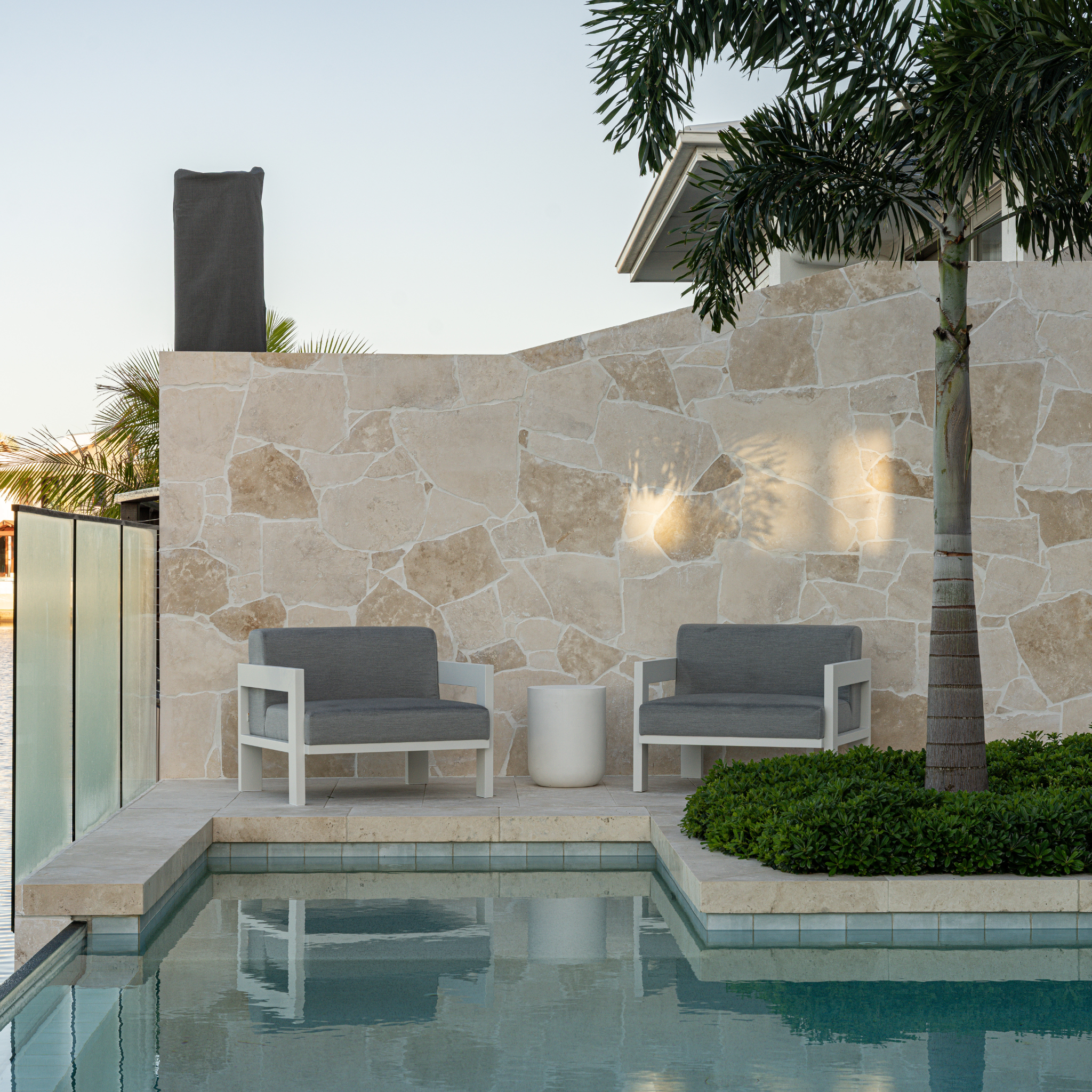 Canvas Cross Cut Travertine Crazypave