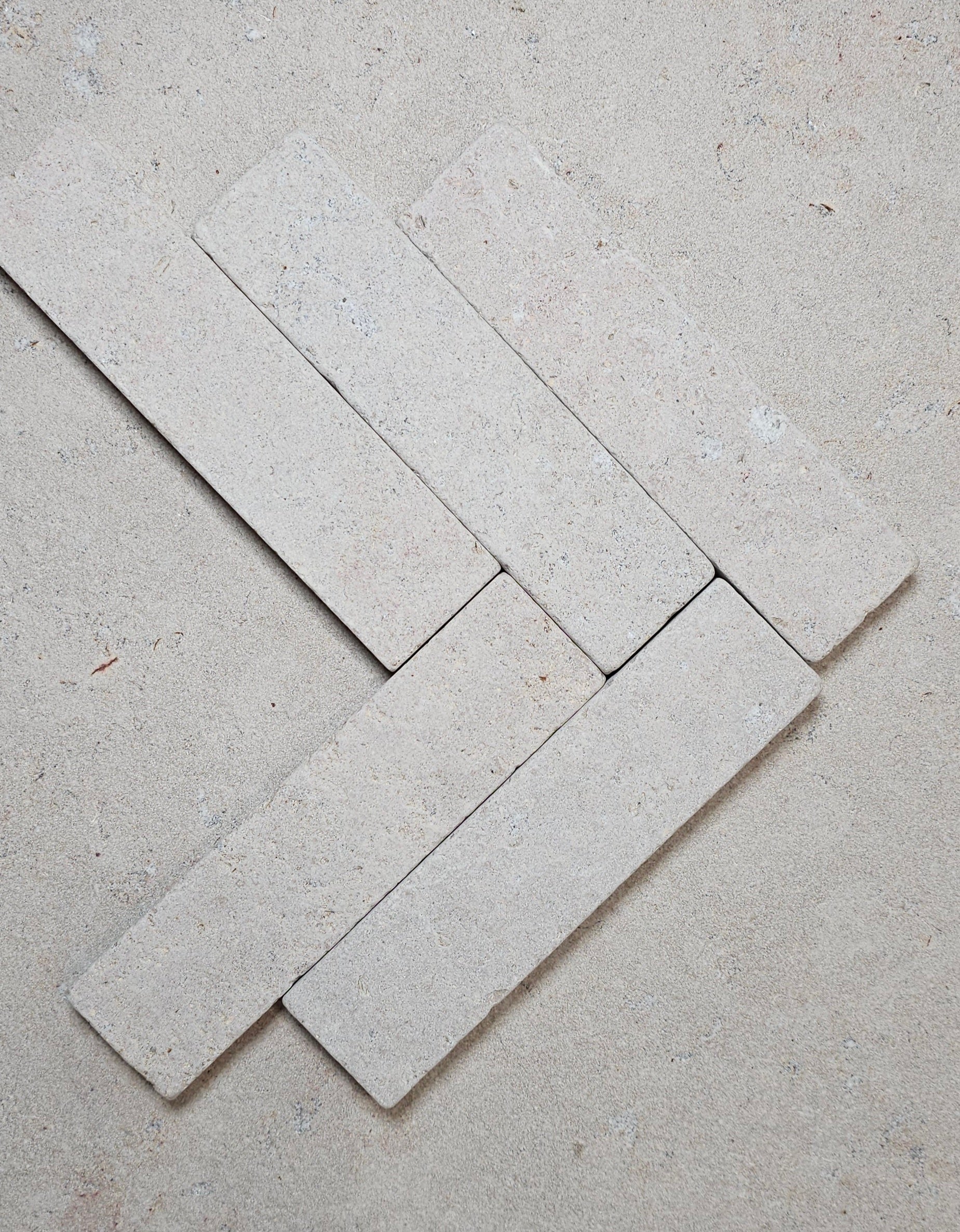 Burbury Light Limestone Battens