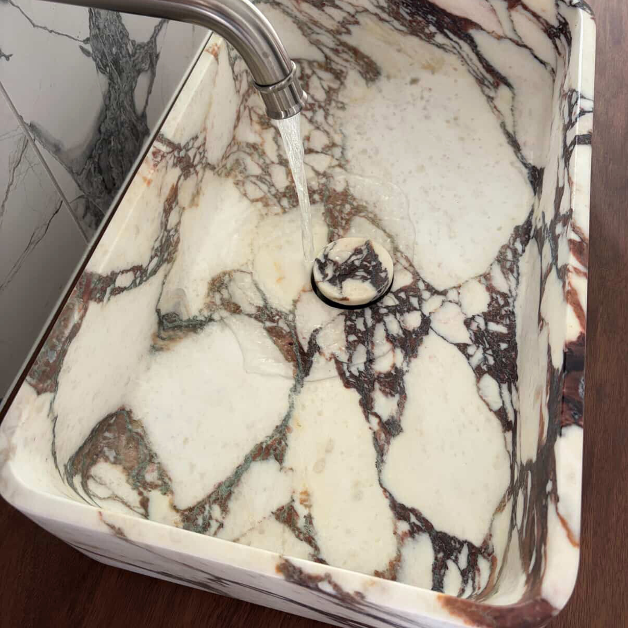 Calacatta Viola Basin