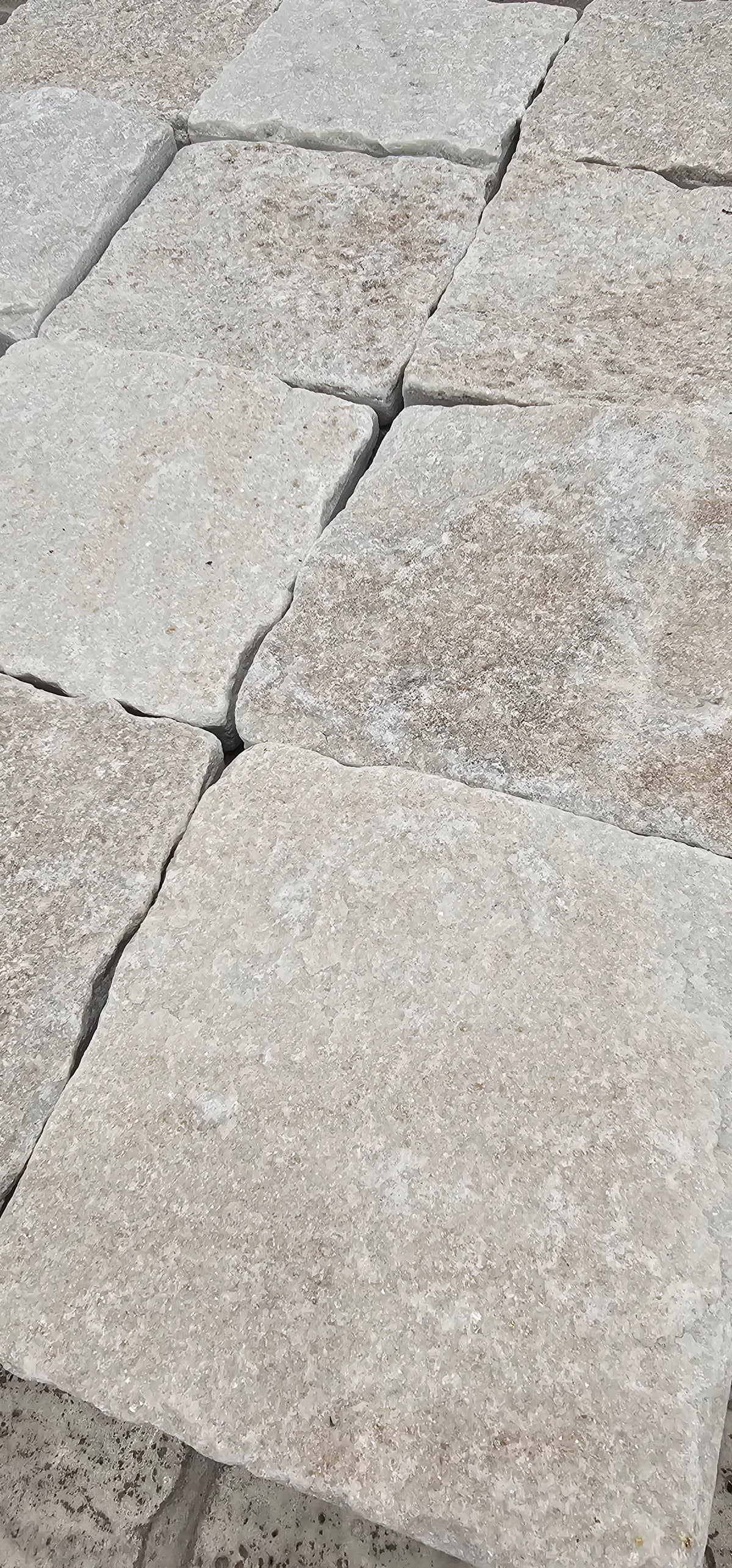 Sabi Cotton Tail cobbles close up