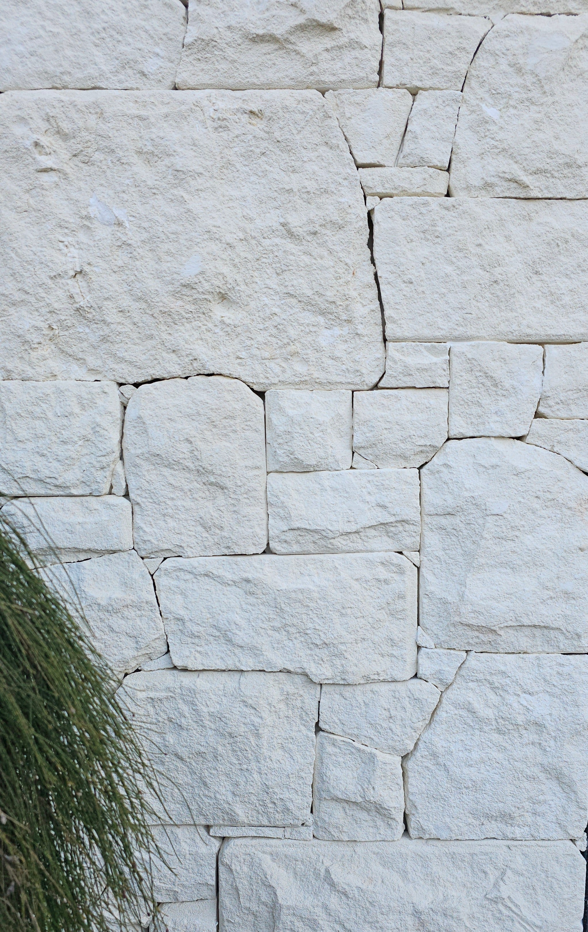 Shell Tuscan Stone Cladding