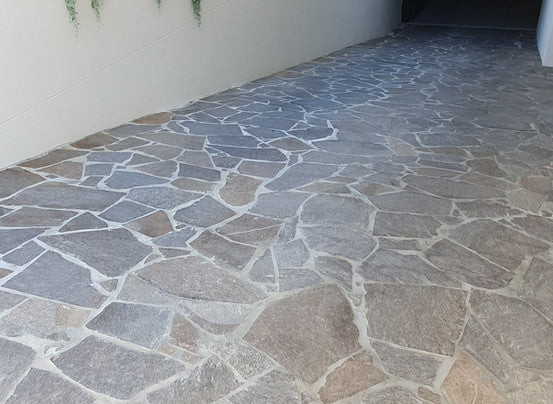 Porphyry Giante Crazypave - The Stone Men